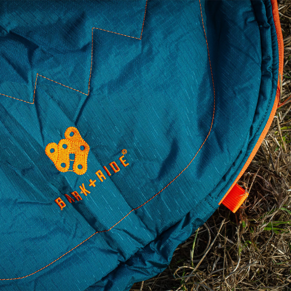 Harris Dog Sleeping Bag, close up of waterproof fabric